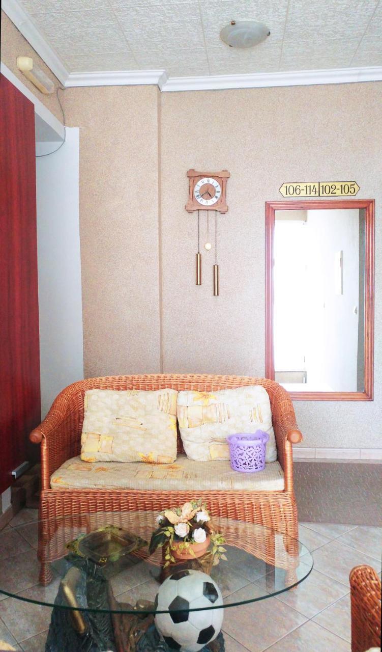 Hotel Derby Orasje 外观 照片